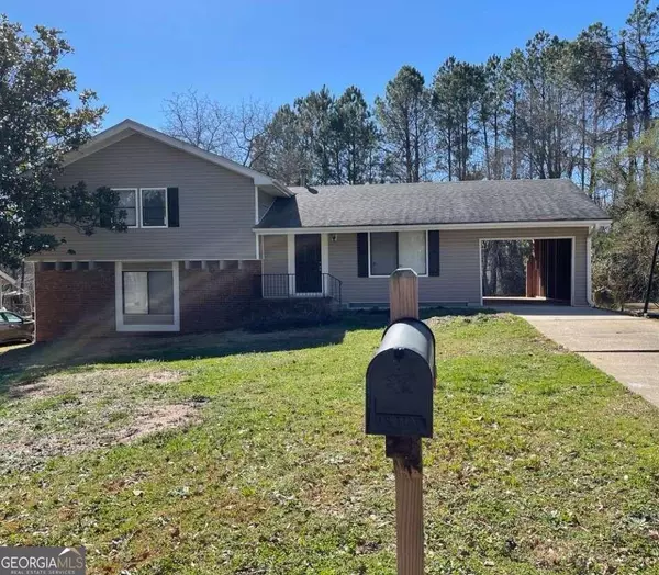 36 Old Post RD, Jonesboro, GA 30238