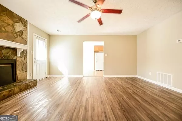 Rex, GA 30273,6095 Dorchester DR