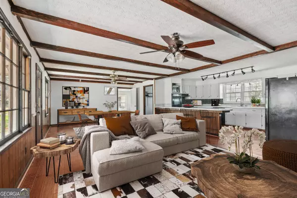 Calhoun, GA 30701,177 Knight DR NE