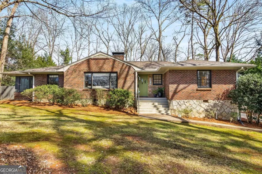 2216 Azalea, Decatur, GA 30033