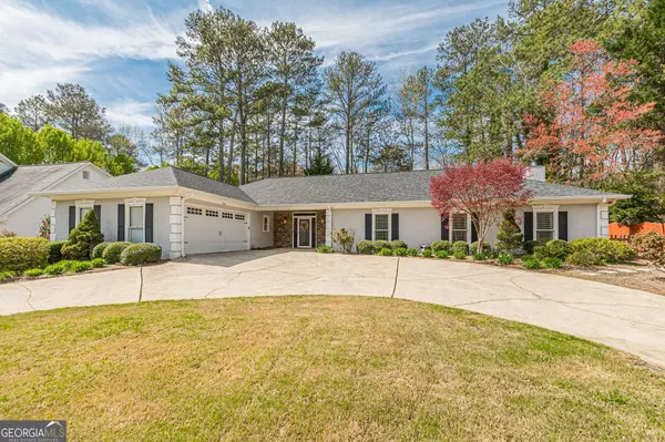 5106 Overlook,  Roswell,  GA 30075