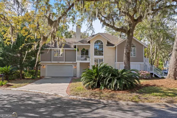 128 Grand Oaks LN, St. Simons, GA 31522