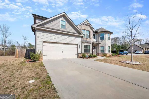 Flowery Branch, GA 30542,5938 Park Bay