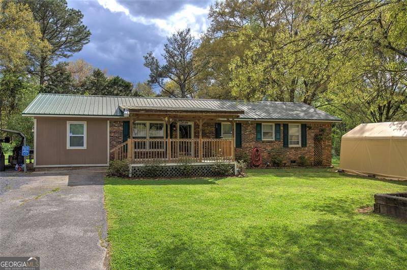 215 PARKWAY, Adairsville, GA 30103