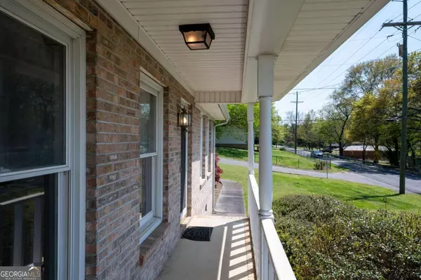 Calhoun, GA 30701,102 Lindsey CT NE