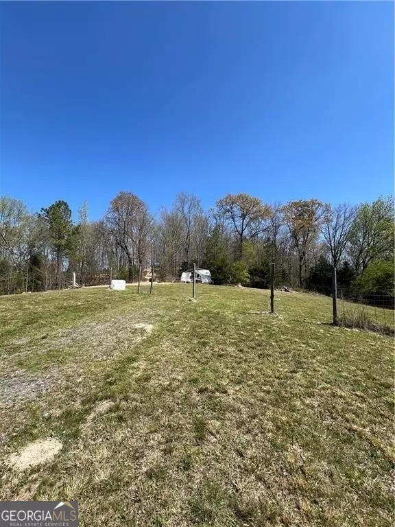 Lindale, GA 30147,427 Pullen RD SE