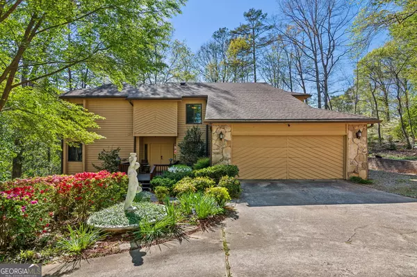 8660 S Mount, Alpharetta, GA 30022