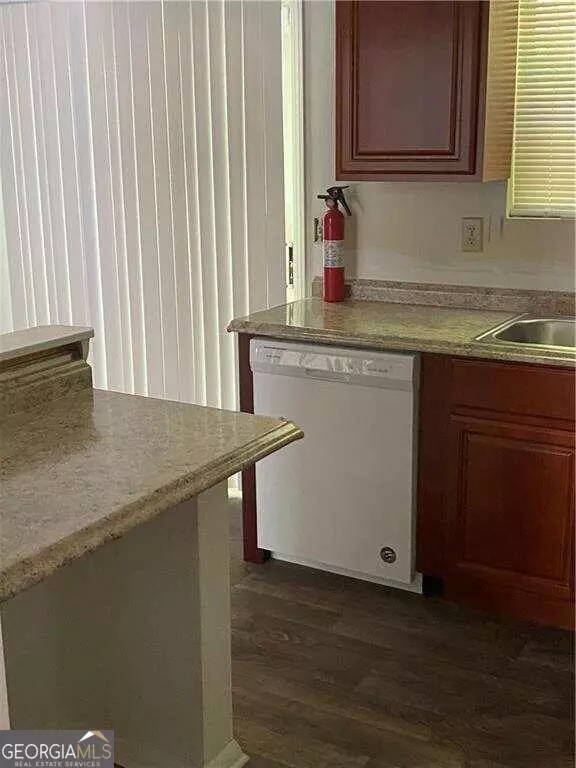 Stone Mountain, GA 30087,5725 Wells CIR