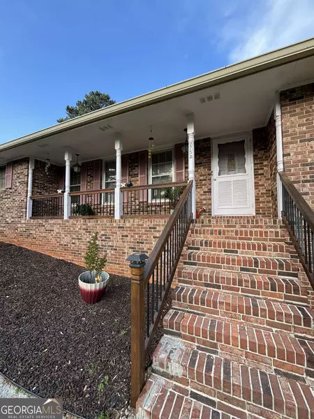 2758 Hickory, Snellville, GA 30078