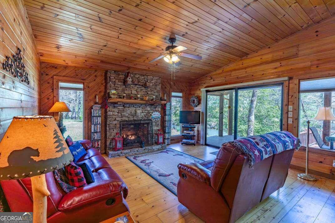 Hiawassee, GA 30546,2169 Big Pine DR