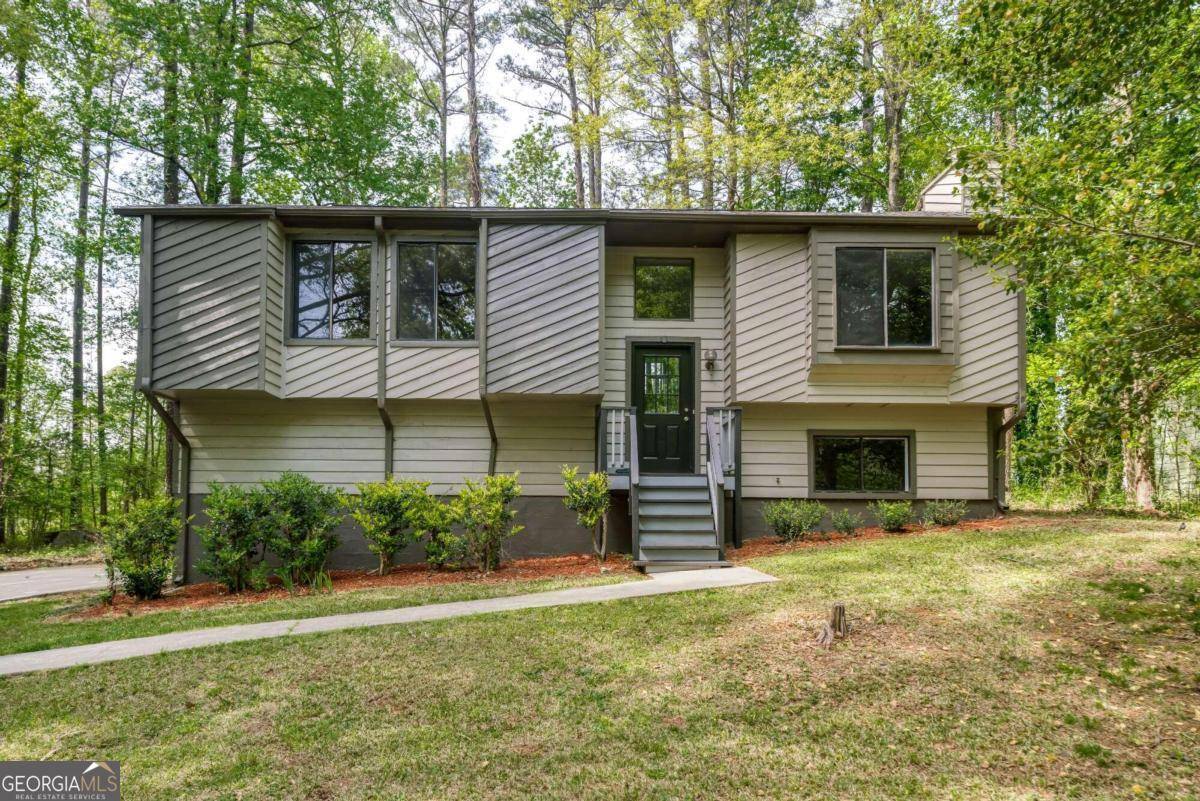 2965 Sawgrass TRL SW, Lilburn, GA 30047