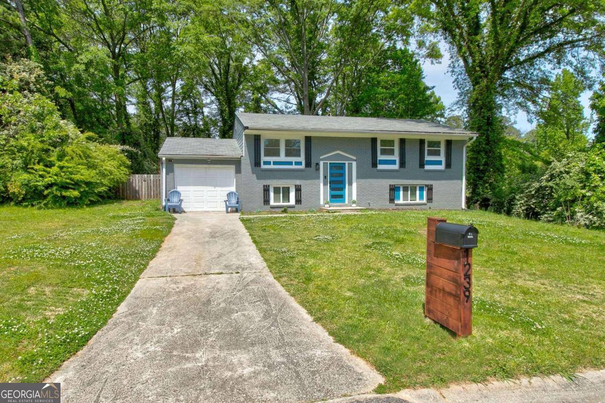 1239 Greenwood LN, Riverdale, GA 30296