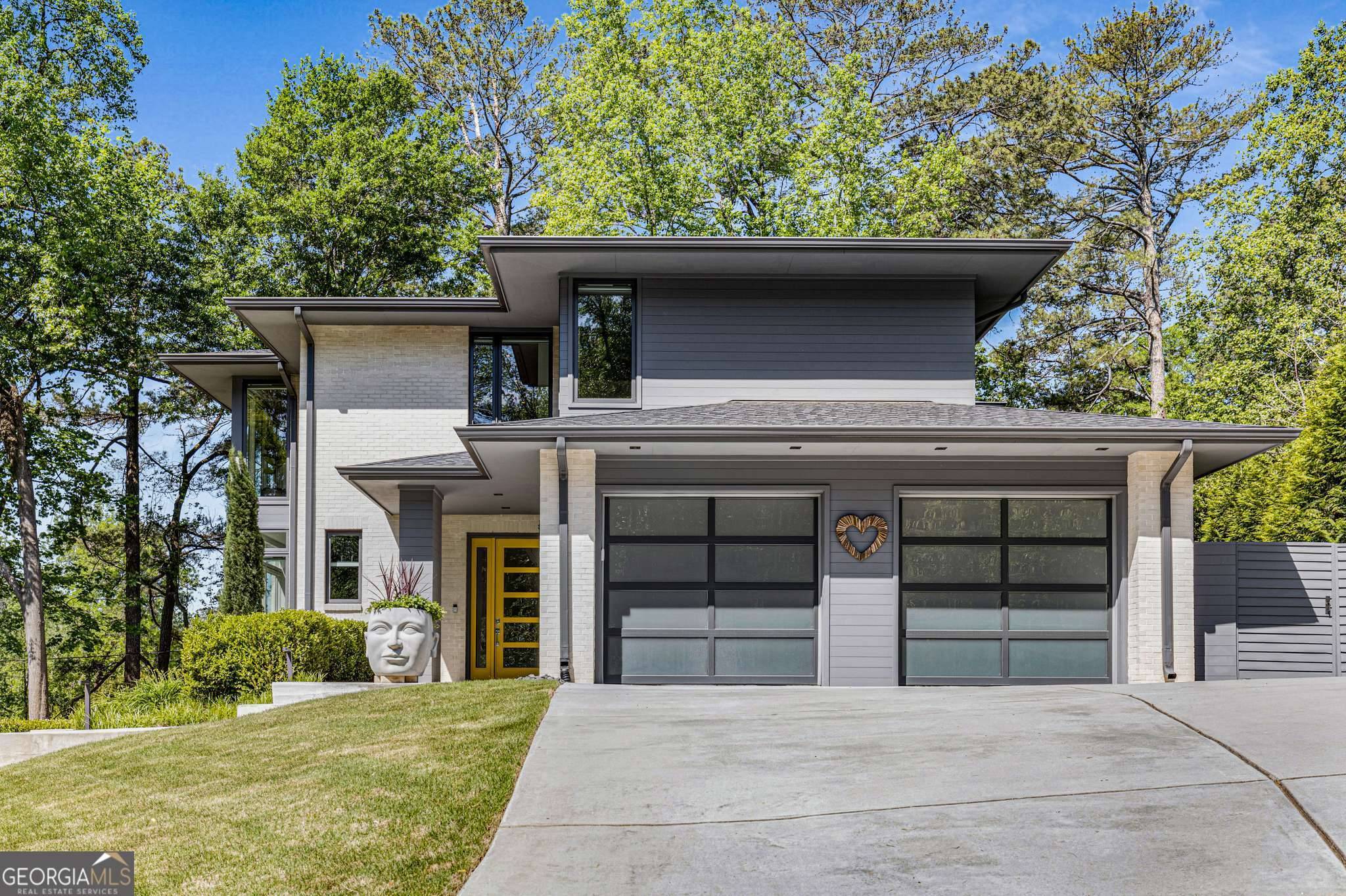 Atlanta, GA 30306,1242 Lenox CIR NE