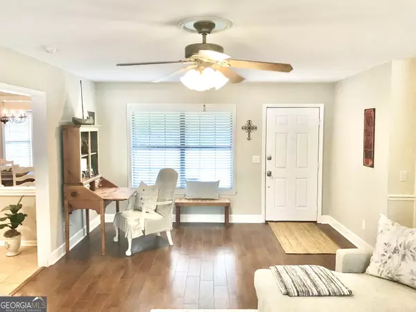 Brunswick, GA 31525,122 N Lake DR