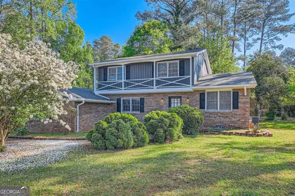 1749 Lauranceae, Riverdale, GA 30296