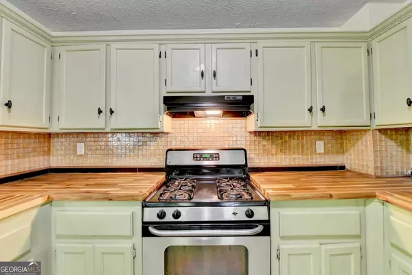 Dallas, GA 30157,155 Hollyberry DR
