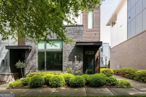 708 Oakview RD, Decatur, GA 30030