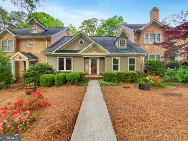 726 Olde Towne,  Marietta,  GA 30068