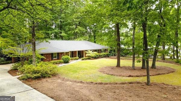 495 Saint Annes, Marietta, GA 30064