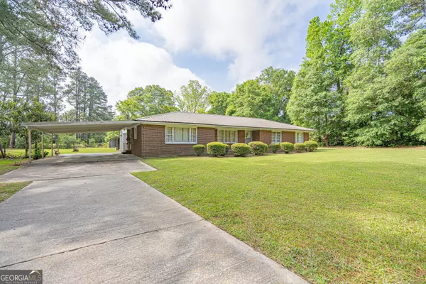 8828 Burkhalter RD, Statesboro, GA 30461