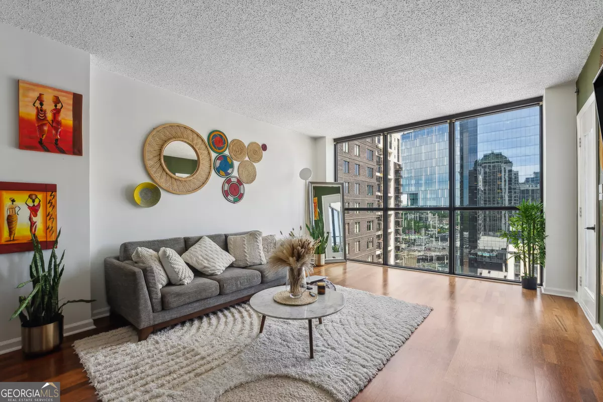 Atlanta, GA 30309,1280 W Peachtree ST NW #2512