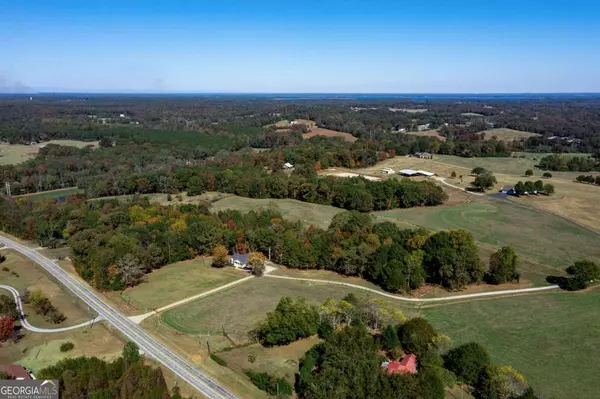 173 & 175 Deer Creek Farms Rd, Hartwell, GA 30643