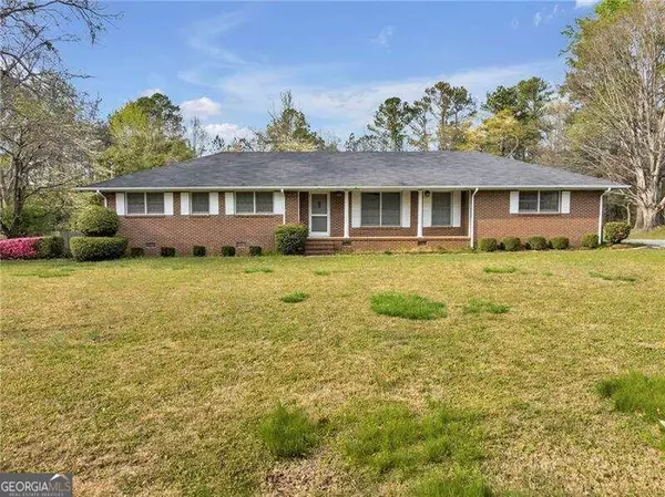 6380 Rockview, Lithonia, GA 30038