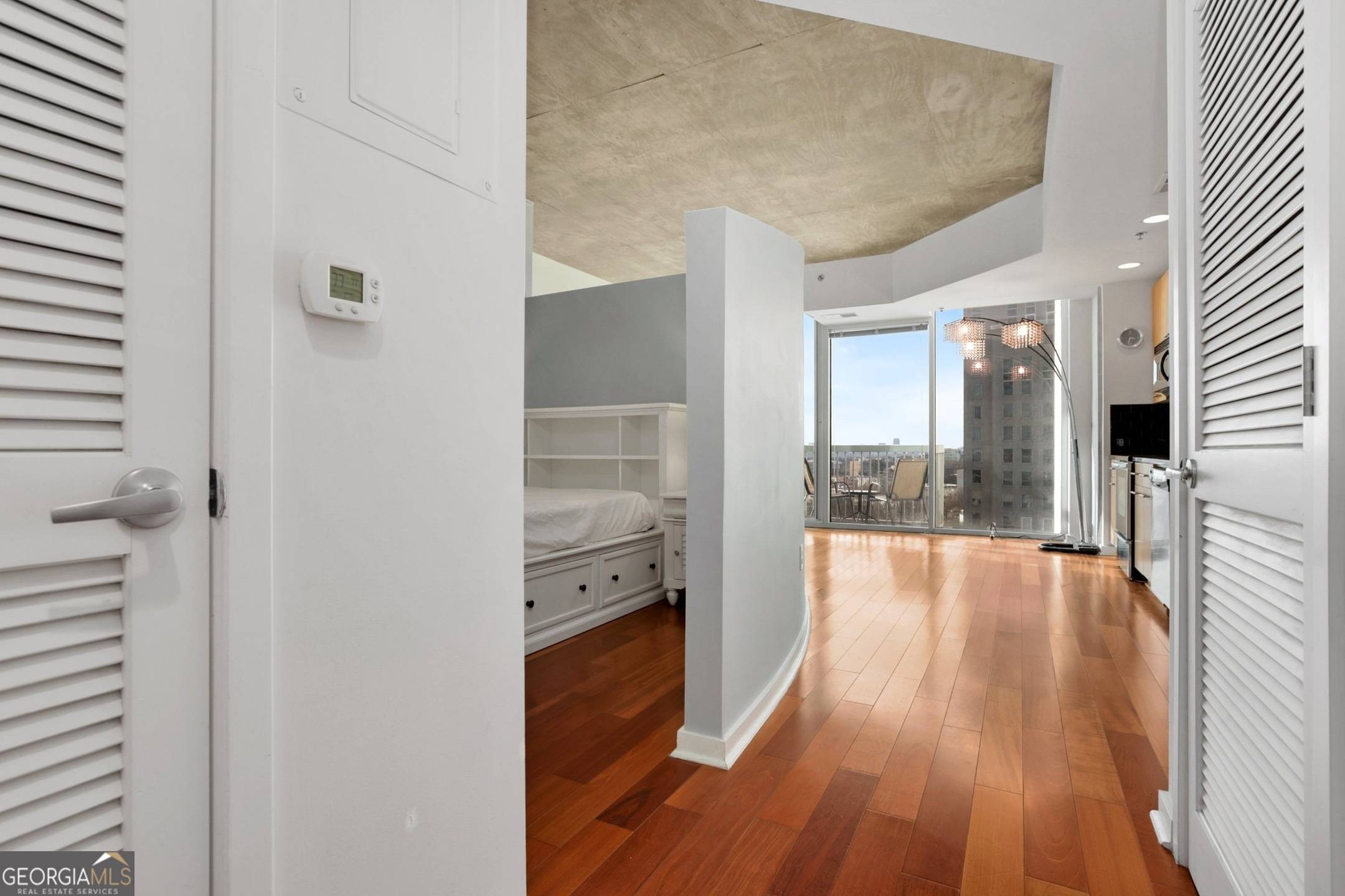 Atlanta, GA 30326,3324 Peachtree RD NE #1116