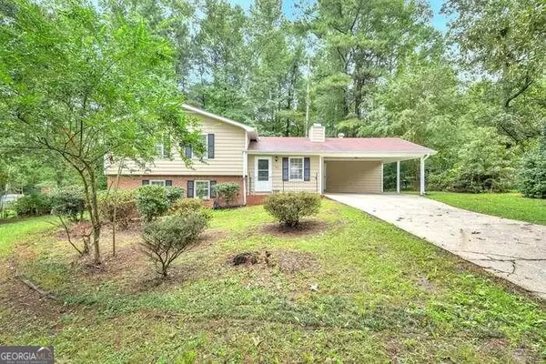 190 Pine Hill, Carrollton, GA 30116