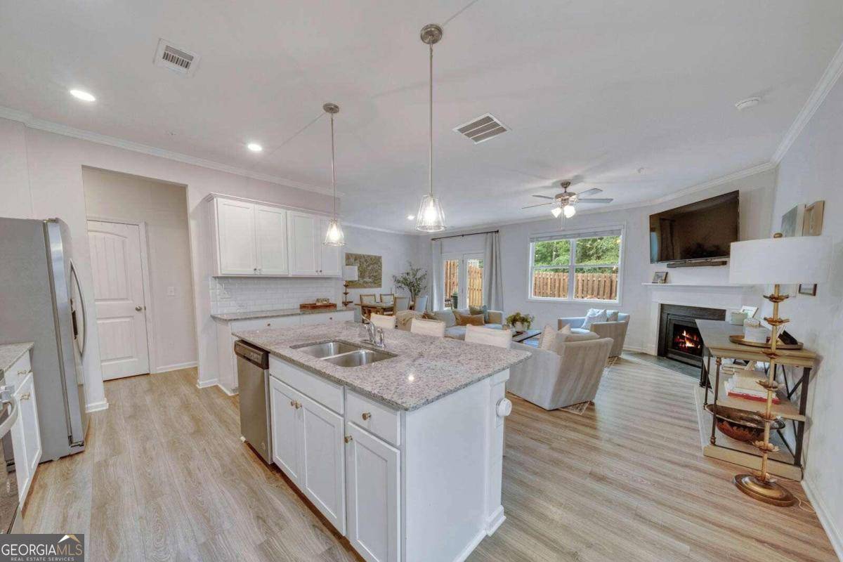 Woodstock, GA 30188,228 Lower Pheasant LN
