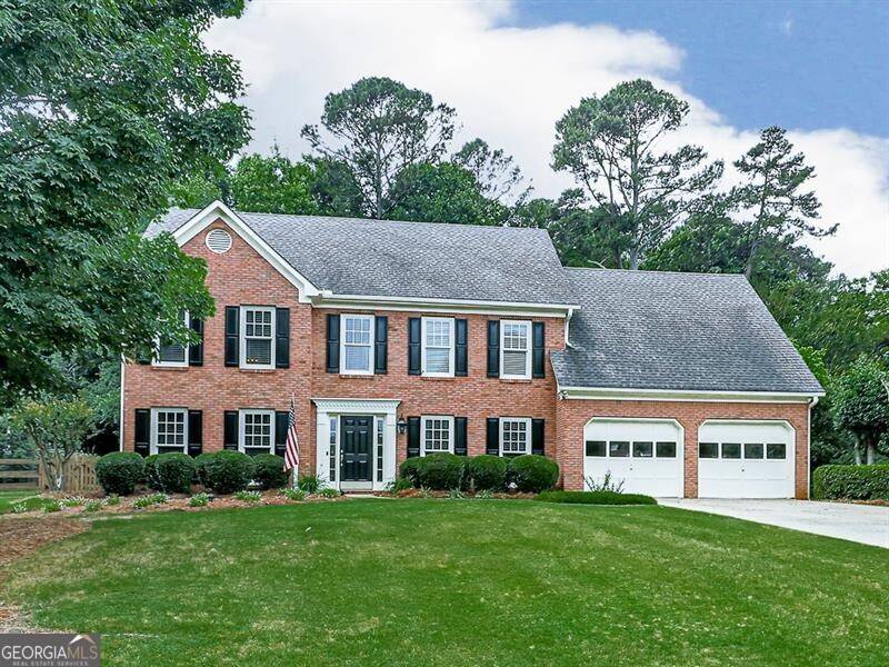 1901 Glenellen CT NW,  Kennesaw,  GA 30152