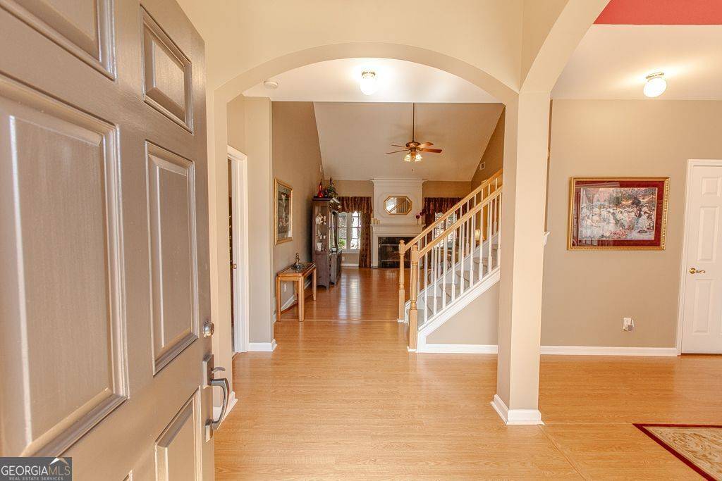 Alpharetta, GA 30009,970 Pebblestone CT