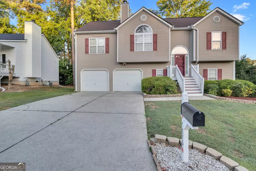 5876 Newnan, Austell, GA 30106