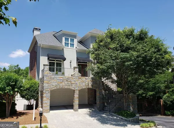 1096 Fairway EST NE, Brookhaven, GA 30319