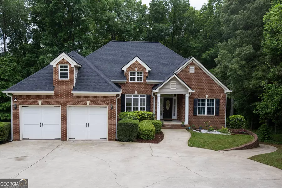 241 Emily CIR, Villa Rica, GA 30180