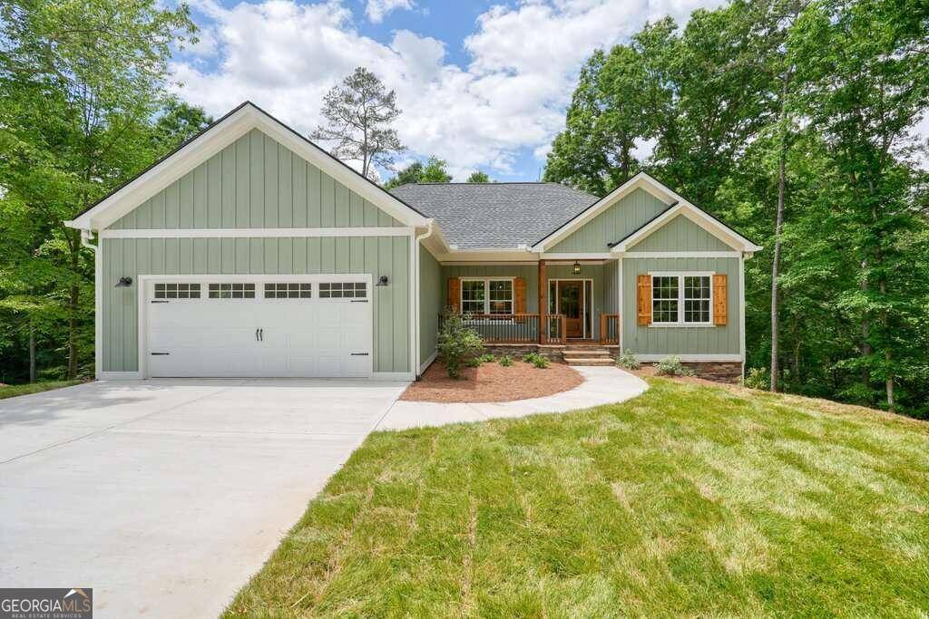 174 Kelly LN, Ellijay, GA 30540