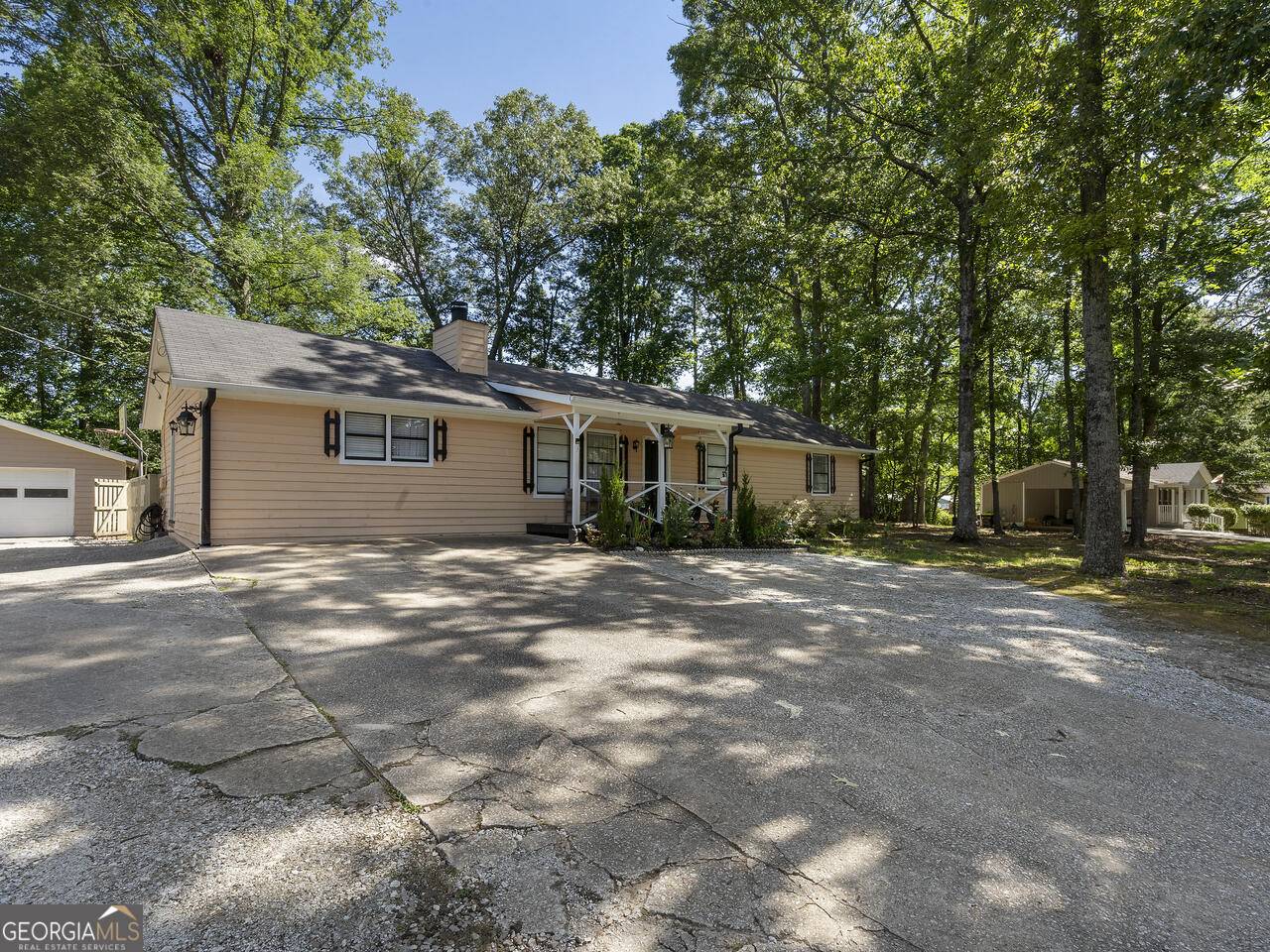 4248 Midway DR, Douglasville, GA 30134