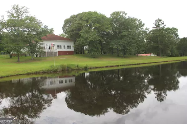 Claxton, GA 30417,180 Timber LN