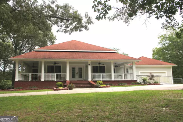 Claxton, GA 30417,180 Timber LN