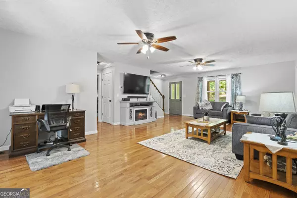 Talking Rock, GA 30175,84 Oaklands CT