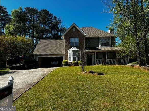 4016 Lindsey LN, Rex, GA 30273
