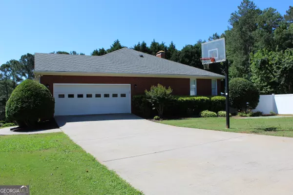 Loganville, GA 30052,1394 Maple Cove