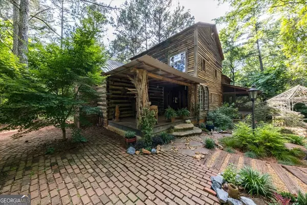 Forsyth, GA 31029,228 Pine Grove Church RD