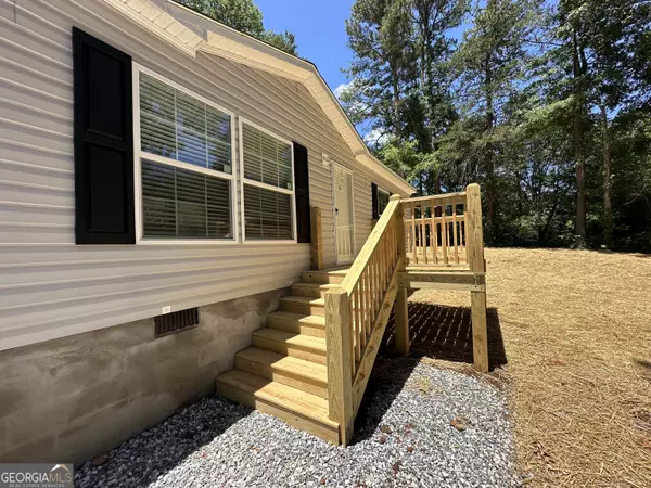 Cornelia, GA 30531,231 Lawrence