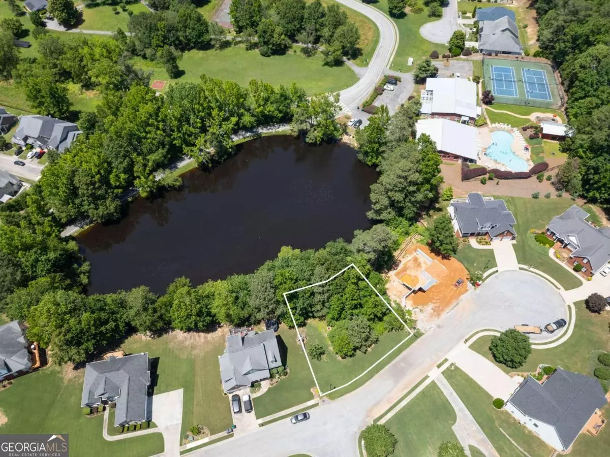 Carrollton, GA 30116,301 Retreat WAY