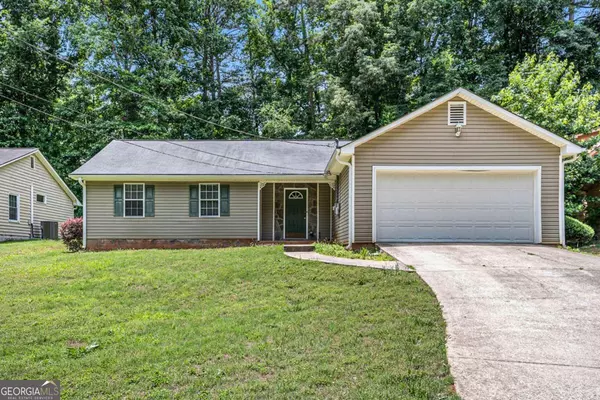 105 Honeysuckle, Stockbridge, GA 30281