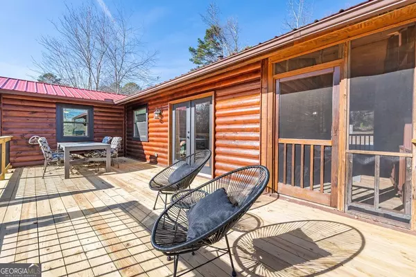 Mineral Bluff, GA 30559,222 Mountain Rivers RD
