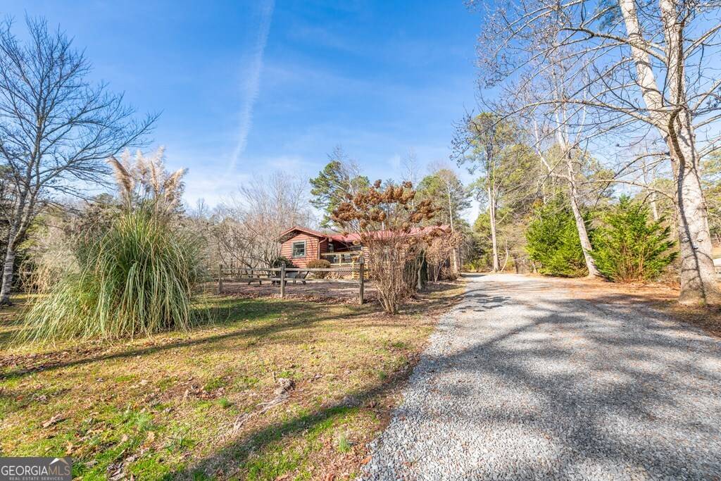 Mineral Bluff, GA 30559,222 Mountain Rivers RD