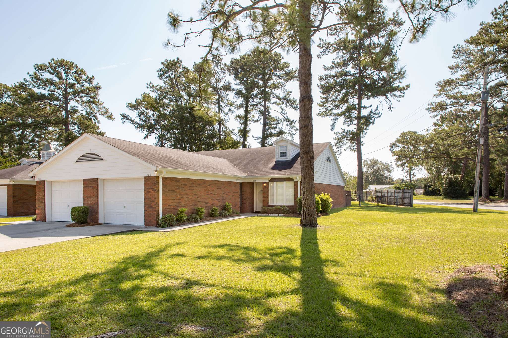 806 St Mary'S DR, Waycross, GA 31501