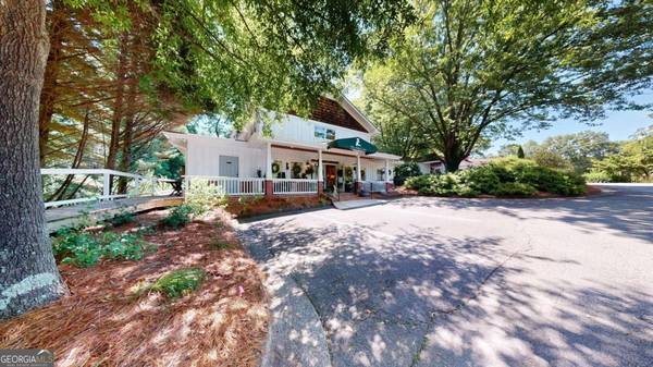 3760 Due West, Marietta, GA 30064